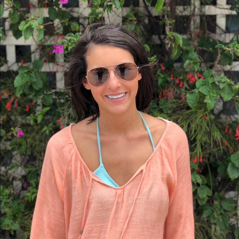 Meet your Posher, Jania